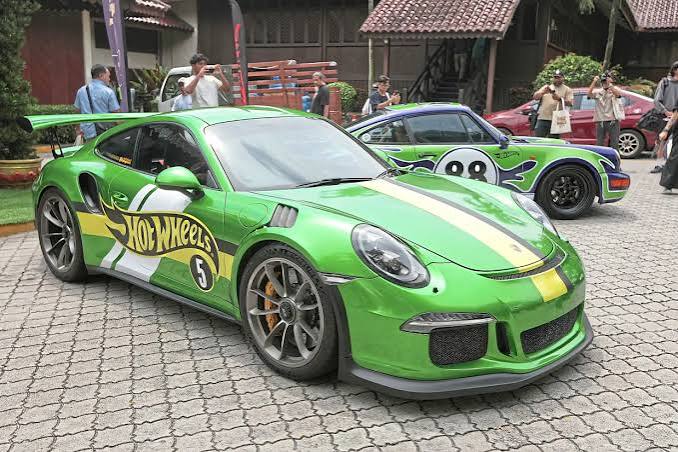 Sports Car